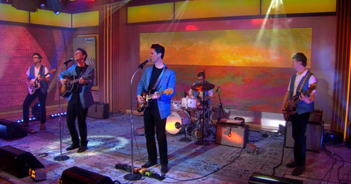 Saturday Sessions: Cactus Blossoms perform “Statues”