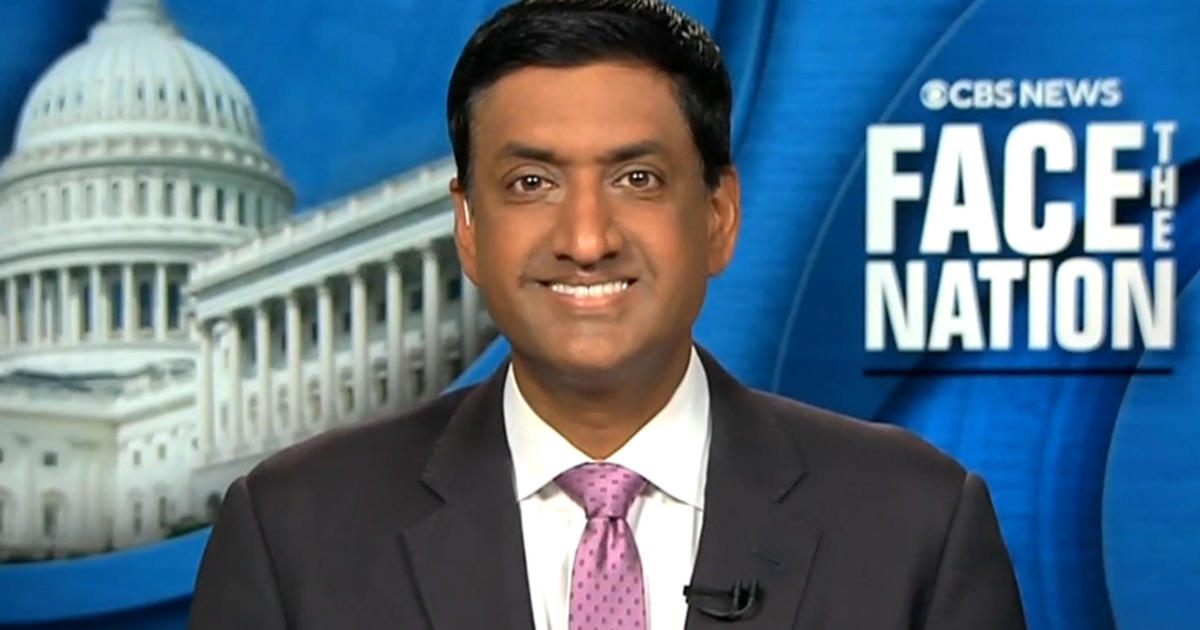 Democratic Rep. Ro Khanna says party needs “to be emphasizing the economic issues”