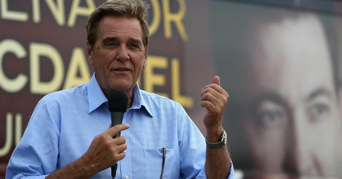 Chuck Woolery, game show host of “Love Connection” and “Scrabble,” dies