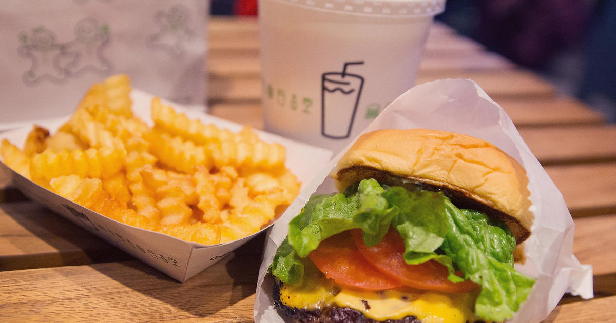 Delta will start serving Shake Shack on flights. But there’s a catch.